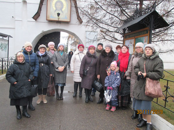 Паломничество взрослой группы воскресной школы храма в Аксиньино в Новоспасский монастырь