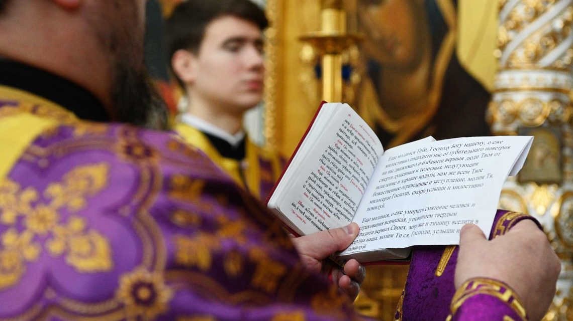 Русская Церковь усилит молитвы об избавлении от коронавируса