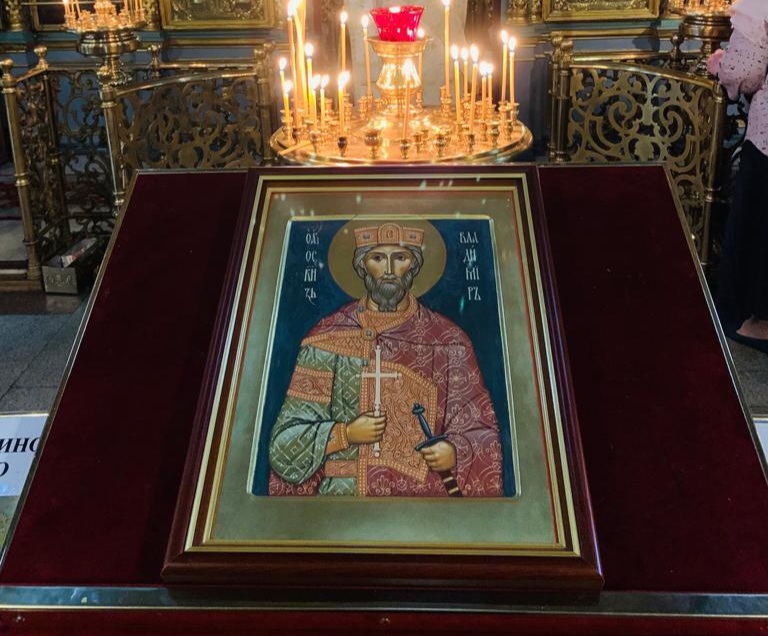В храме иконы Божией Матери «Знамение » в Аксиньино молитвенно отметили день памяти святого равноапостольного князя Владимира