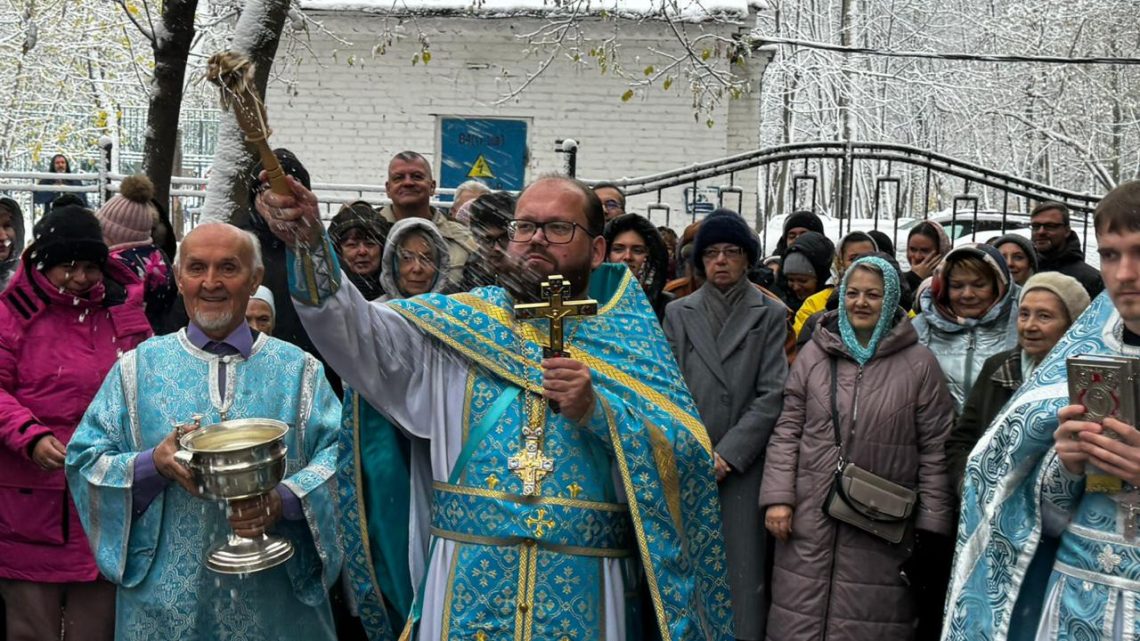 Праздник Казанской иконы Божией Матери молитвенно встретили в Аксиньино и Головино