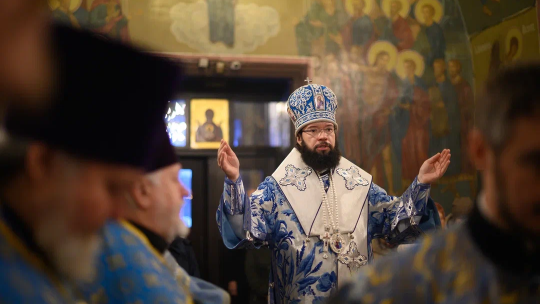 Митрополит Антоний совершил Божественную литургию в храме иконы Божией Матери «Знамение» в Аксиньино с связи с престольным праздником